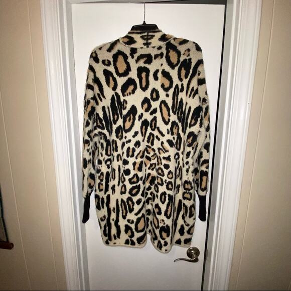Vince Camuto Womens Cardigan Sweater Size Large leopard cheetah animal print - Picture 11 of 12